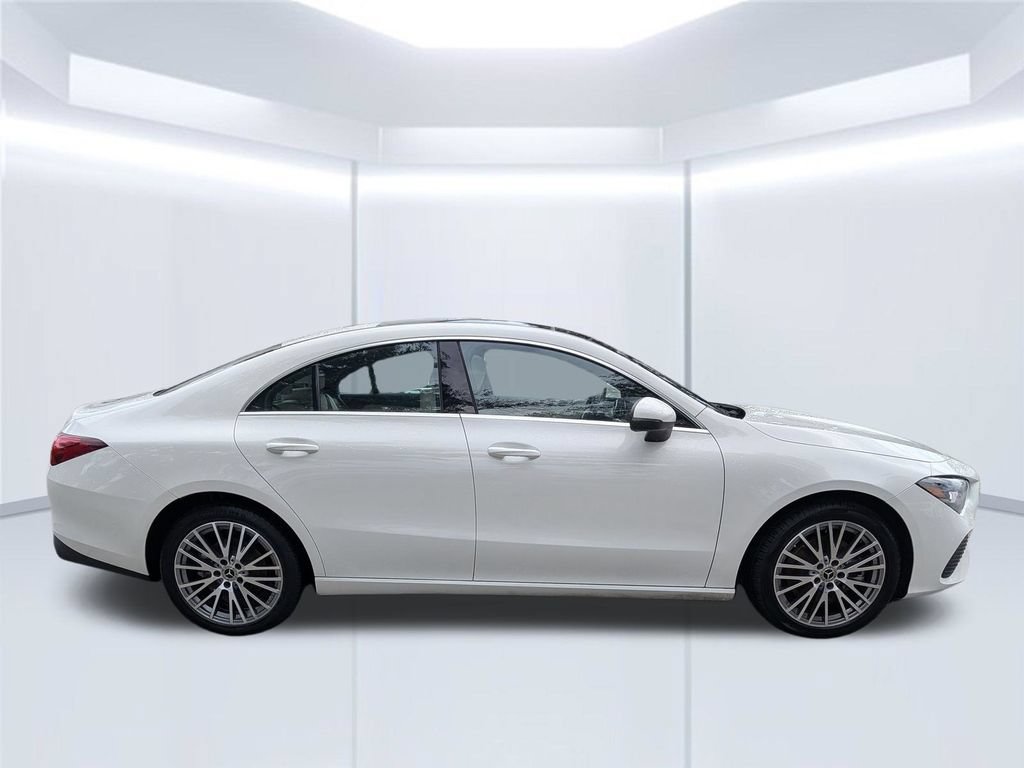 Used 2025 Mercedes-Benz CLA 250 image 7