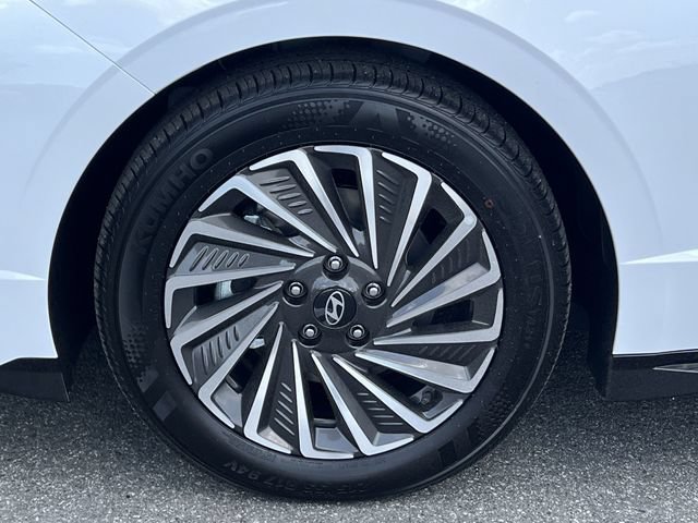New 2026 Hyundai Sonata SEL FWD image 36