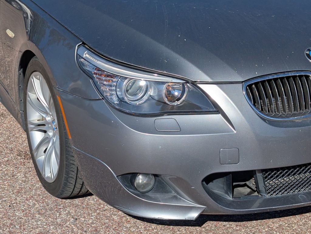Used 2010 BMW 528i Sedan image 8