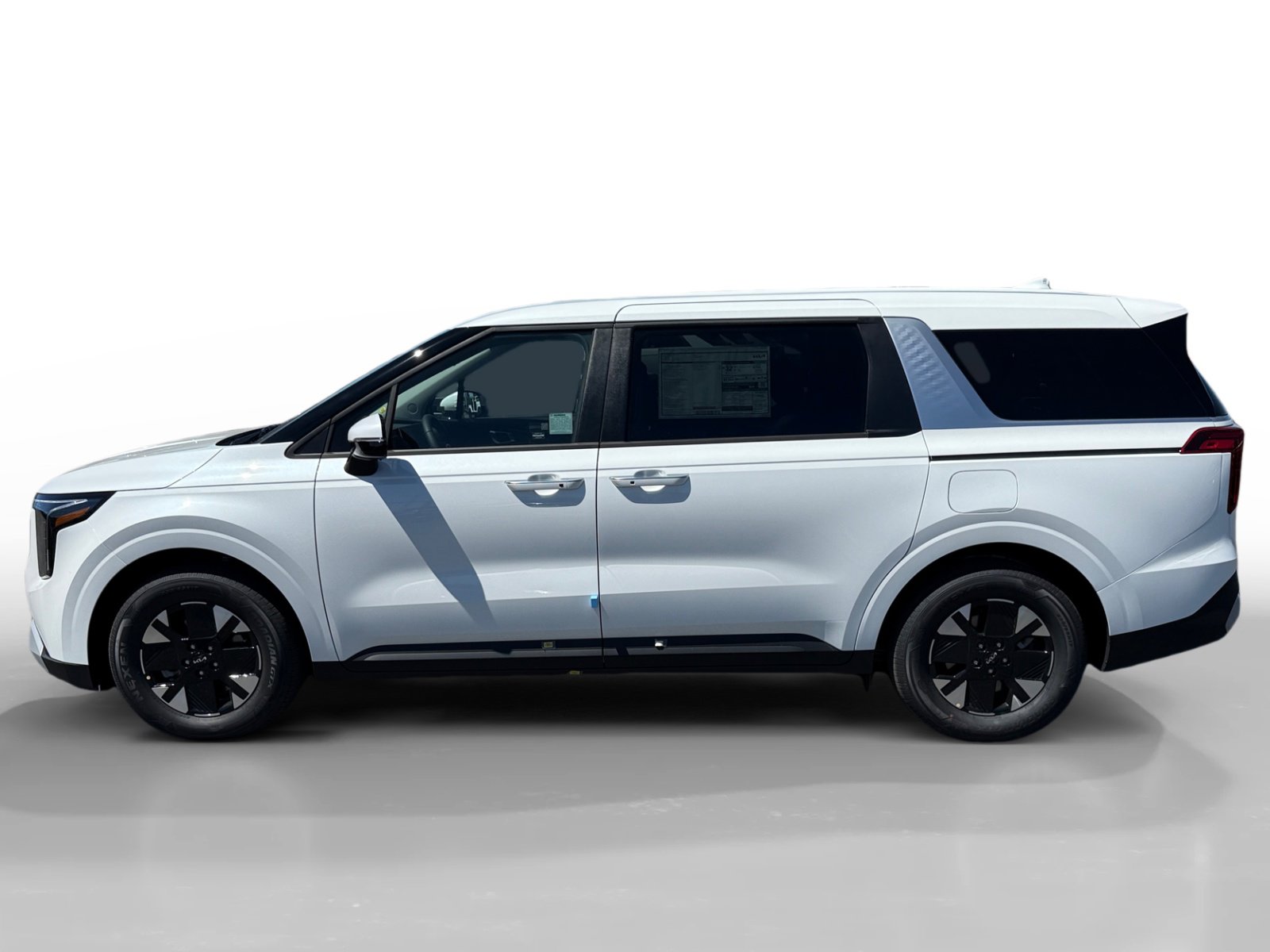 New 2026 Kia Carnival LXS image 2