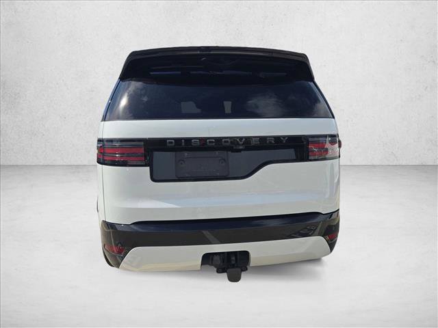 Used 2025 Land Rover Discovery Dynamic SE AWD/4WD image 6