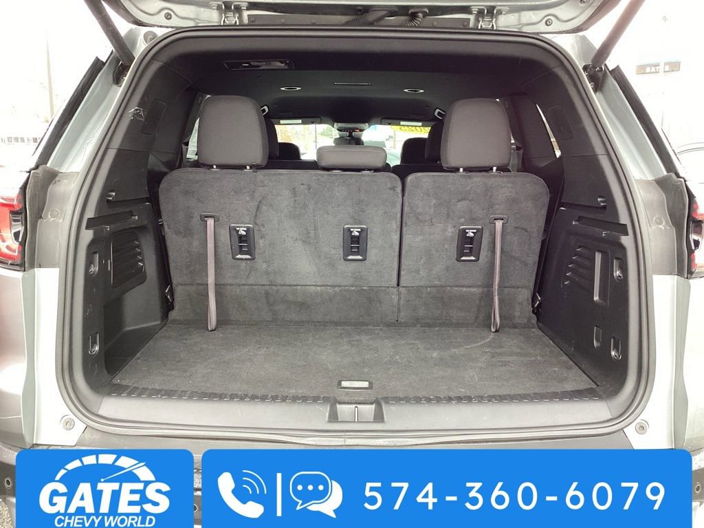 Used 2025 GMC Acadia Elevation image 10