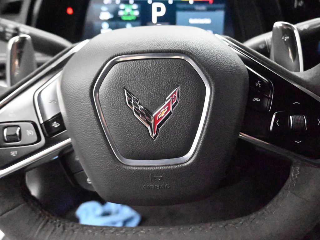 Used 2024 Chevrolet Corvette Stingray w/ Z51 Performance Package image 8