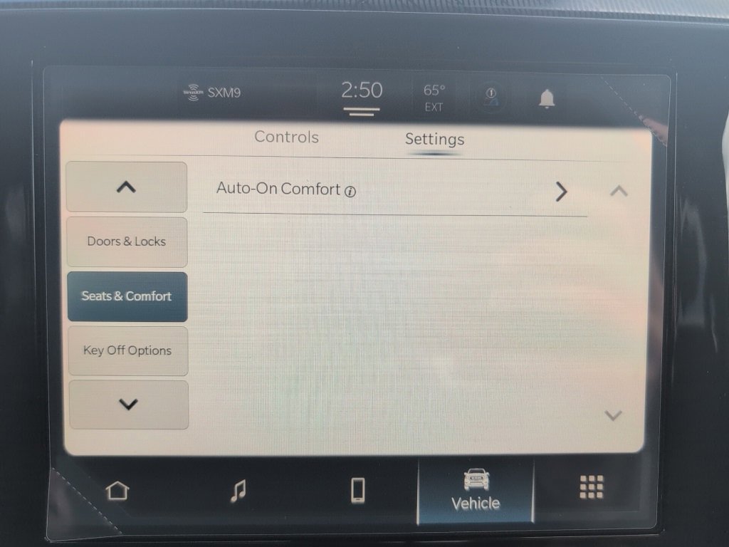 New 2025 RAM 1500 4x4 Crew Cab image 56