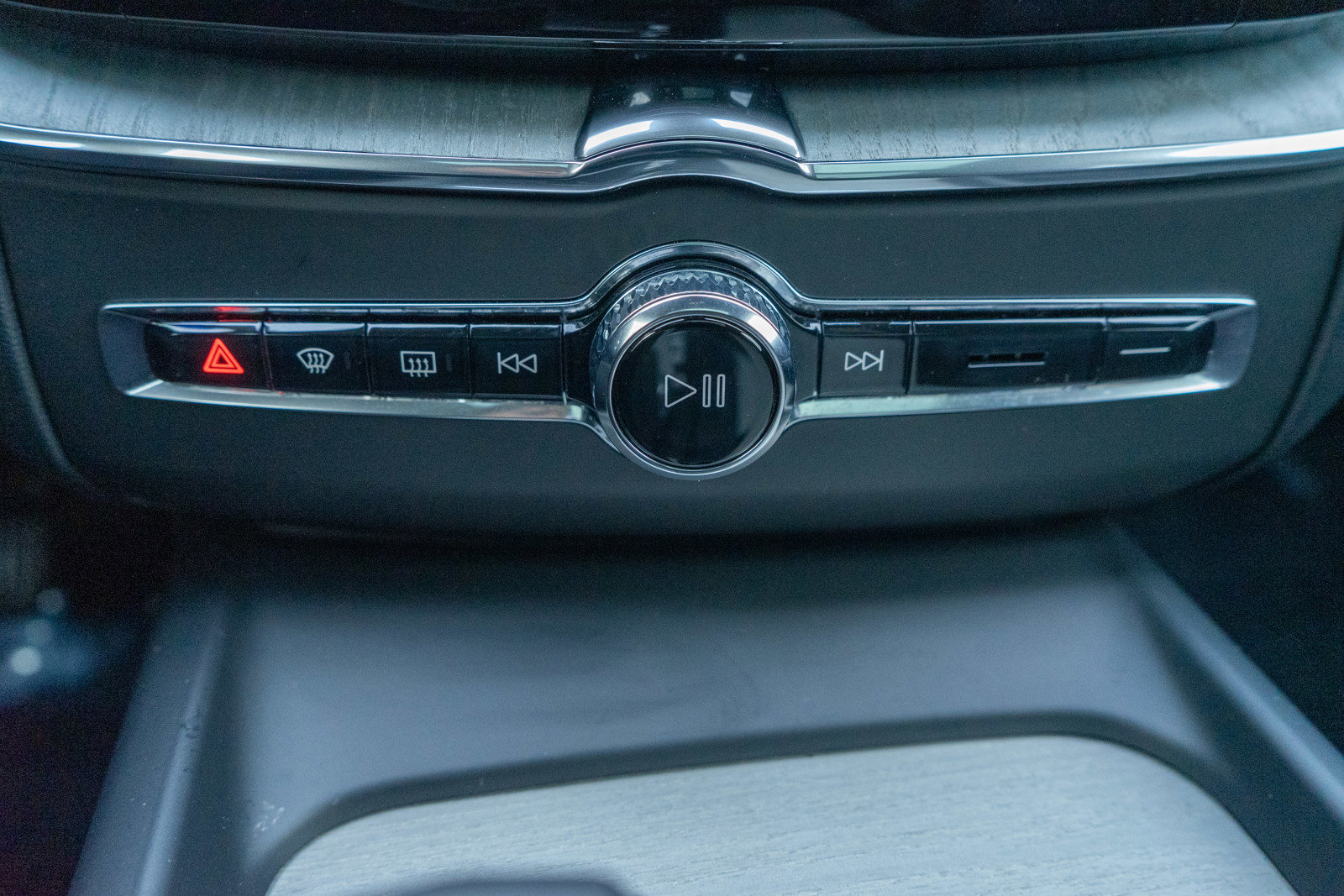 Used 2025 Volvo XC60 B5 Plus image 20