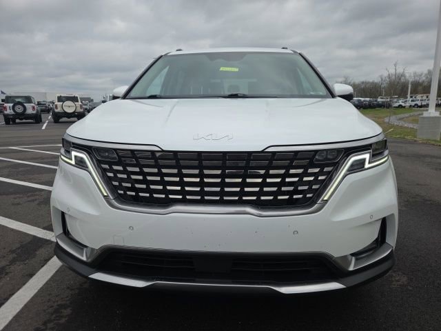 Used 2024 Kia Carnival SX Prestige image 4