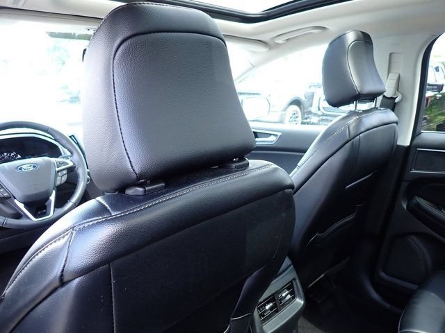 Used 2023 Ford Edge SEL w/ Convenience Package AWD/4WD image 17