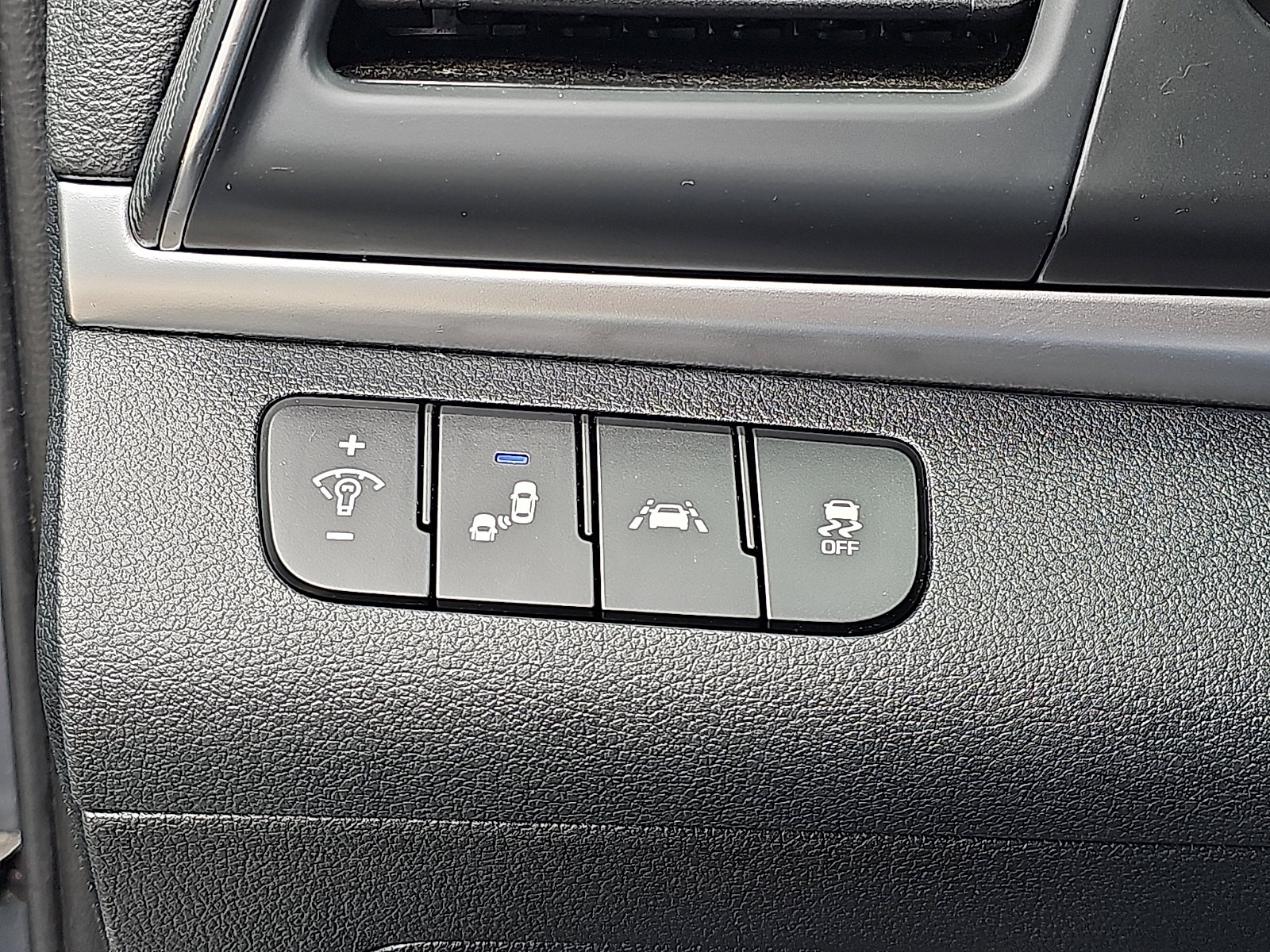 Used 2019 Hyundai Elantra SEL w/ Cargo Package FWD image 24