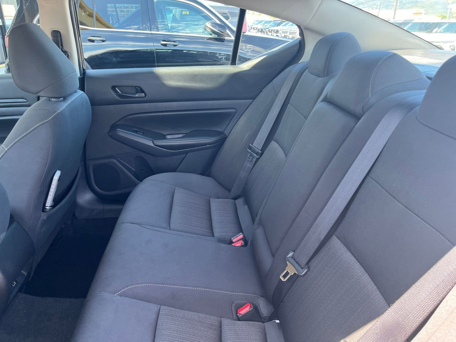 Used 2025 Nissan Altima 2.5 SV image 18