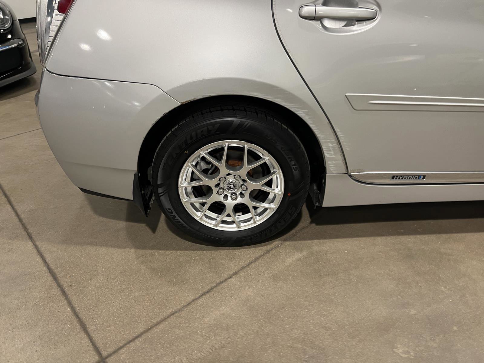 Used 2012 Toyota Prius Four FWD image 38