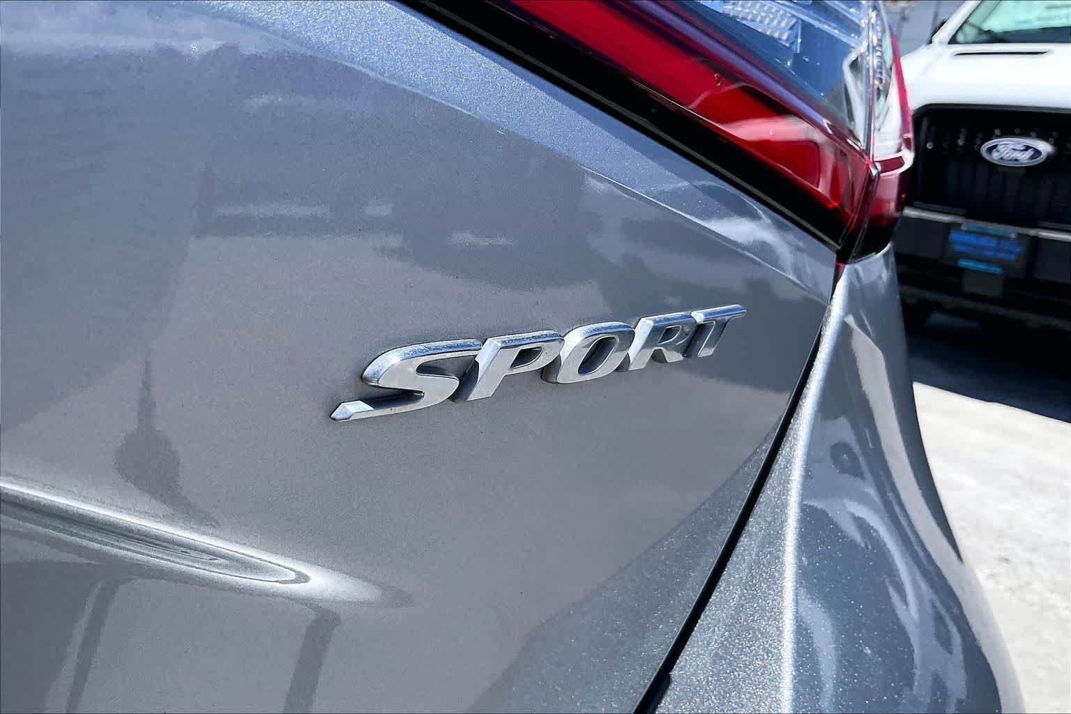 Used 2022 Honda Civic Sport image 7