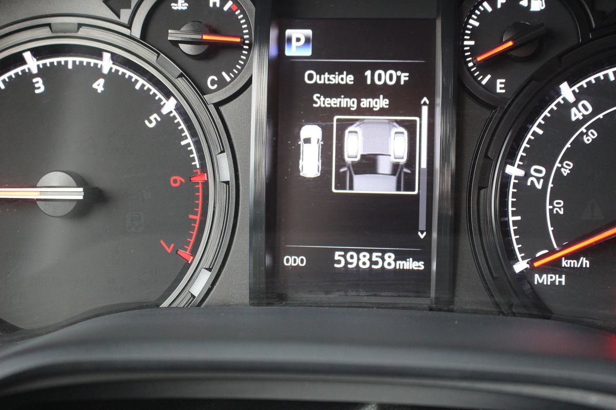 Used 2022 Toyota 4Runner SR5 Premium w/ Moonroof Package AWD/4WD image 22