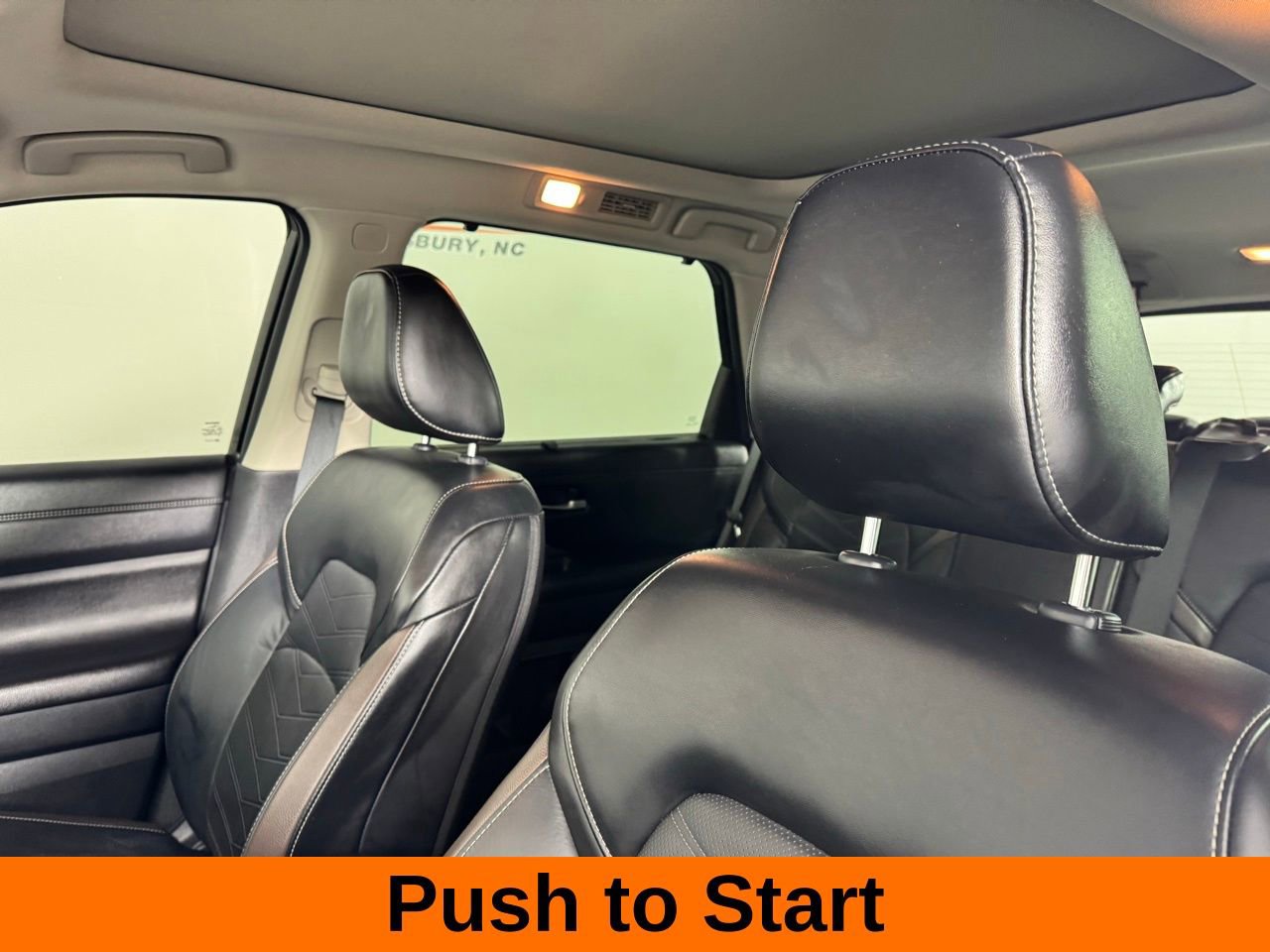 Used 2023 Nissan Pathfinder Platinum w/ Cargo Package image 13