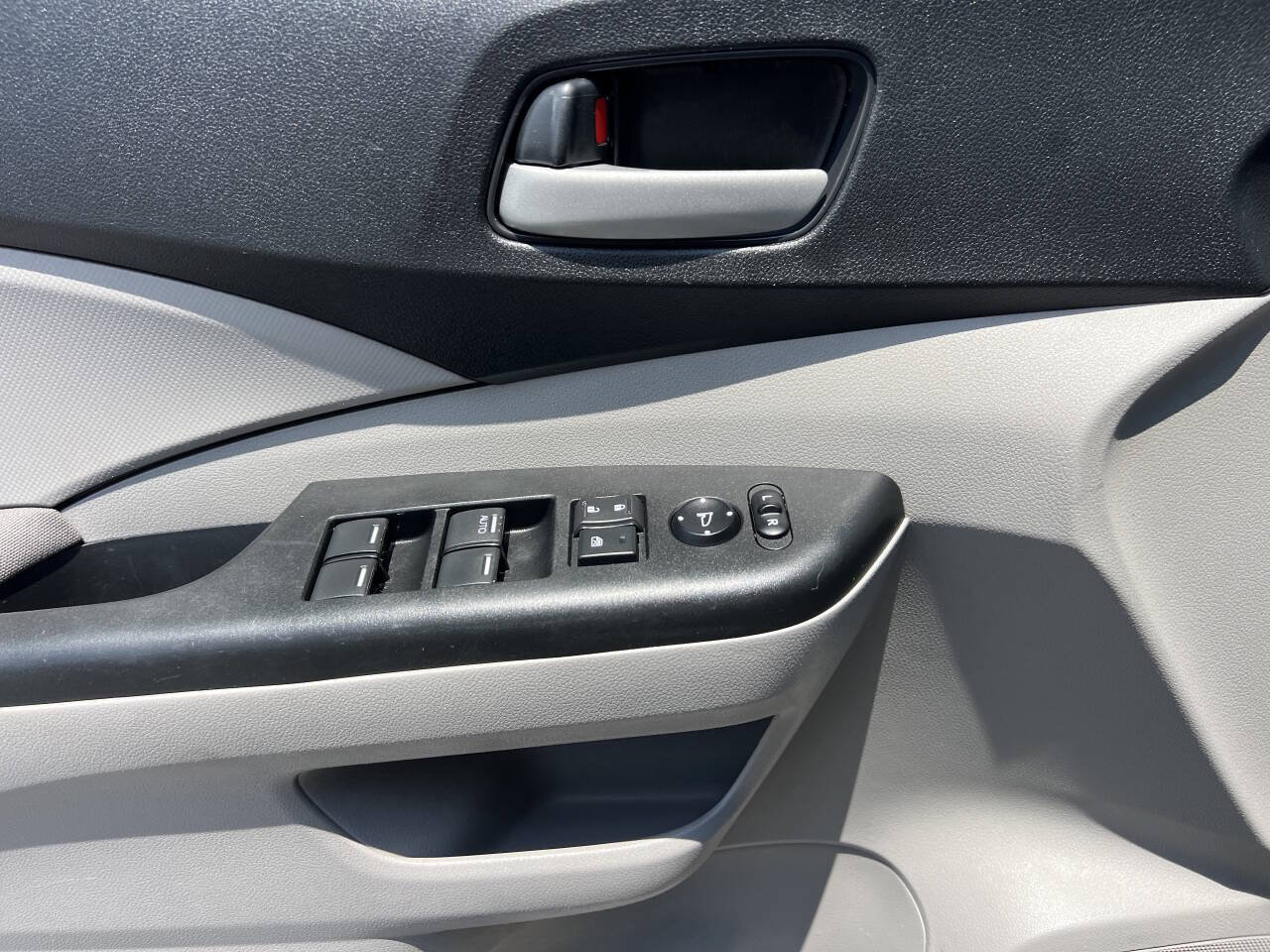Used 2012 Honda CR-V LX image 9