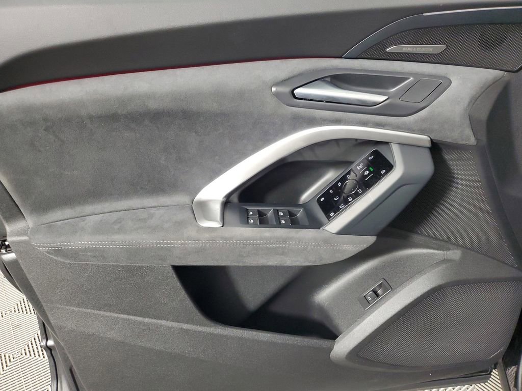 New 2026 Audi SQ5 Premium Plus AWD/4WD image 18