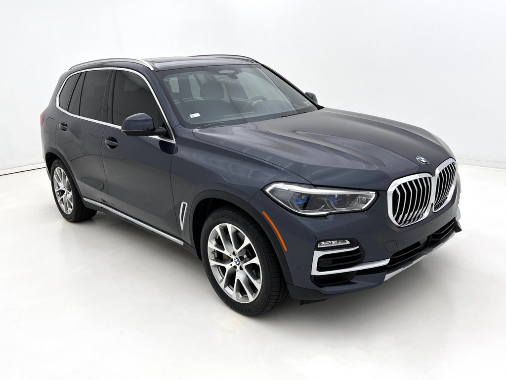Used 2021 BMW X5 xDrive45e w/ Executive Package AWD/4WD image 2