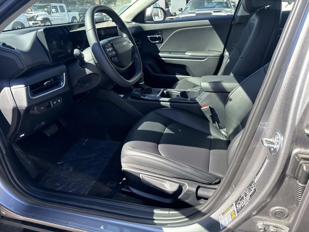 New 2026 Kia K4 EX image 8