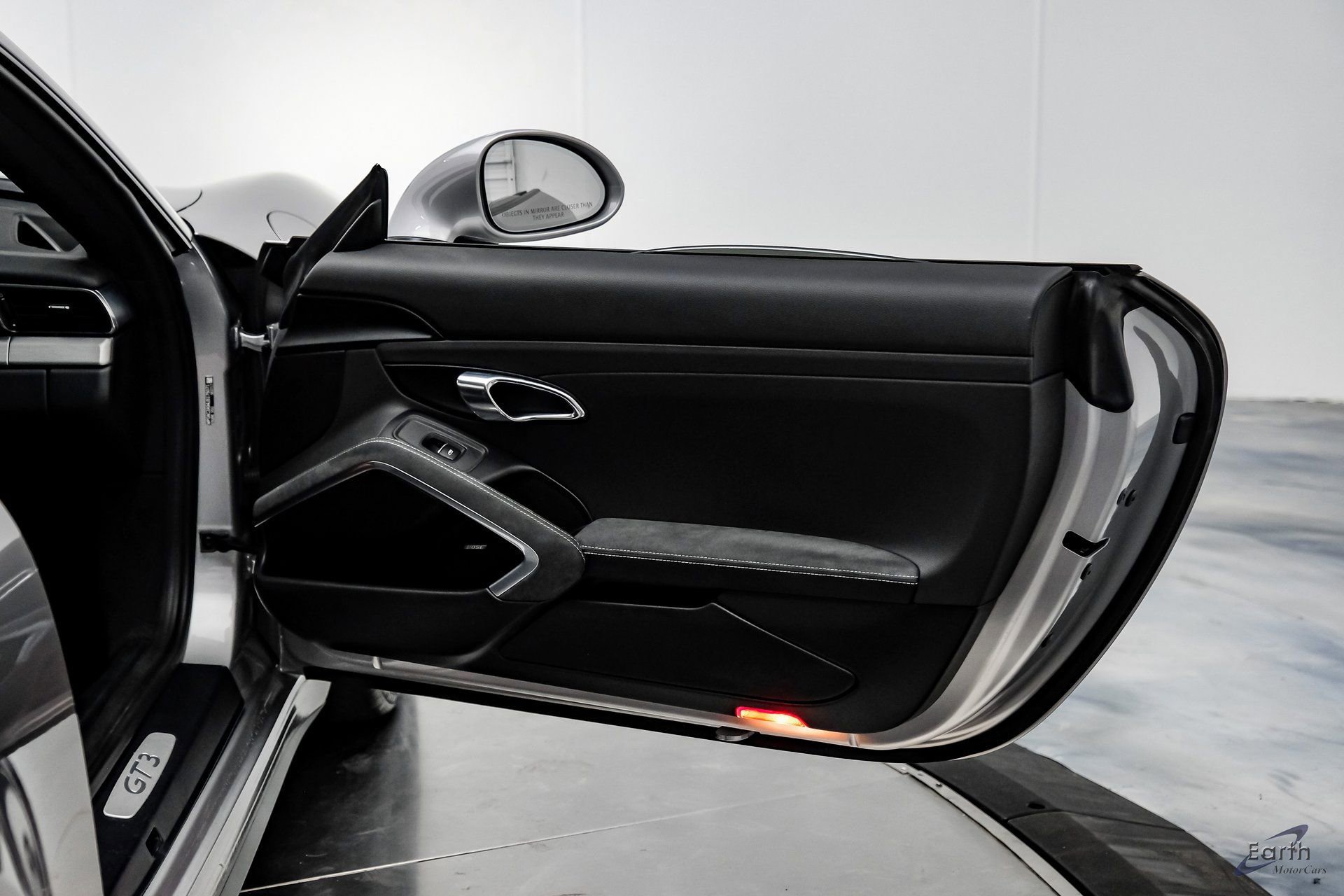 Used 2018 Porsche 911 GT3 w/ Sport Chrono Package image 73