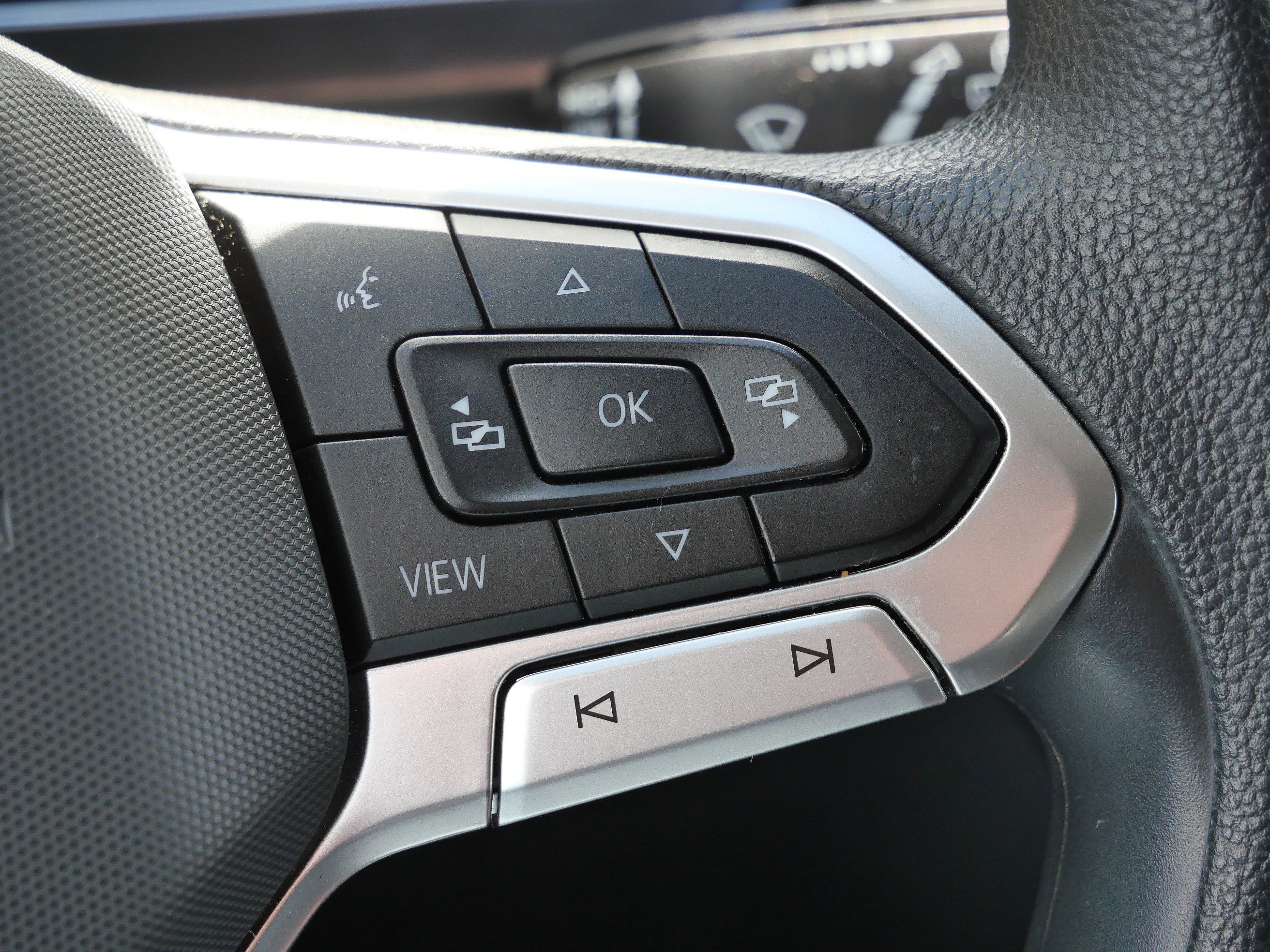 Used 2022 Volkswagen Tiguan S AWD/4WD image 31