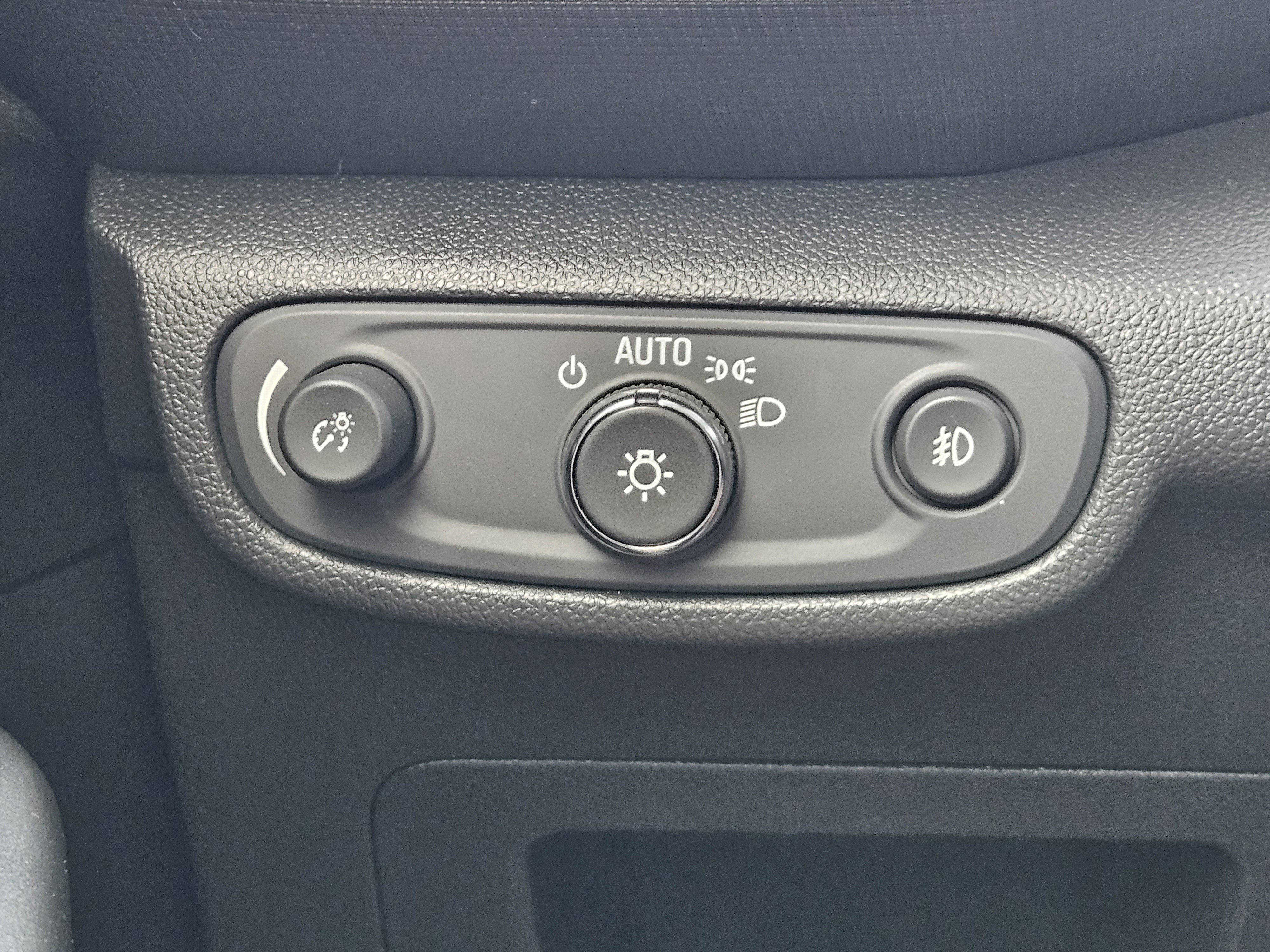 Used 2023 Chevrolet TrailBlazer RS w/ Convenience Package image 24