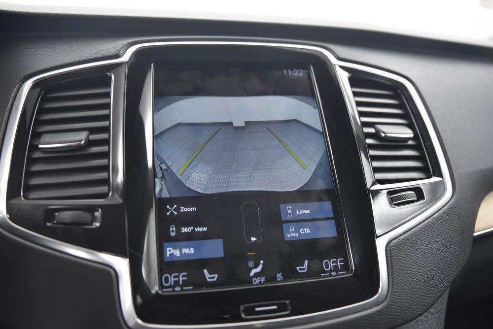 Used 2022 Volvo XC90 T6 Momentum w/ Advanced Package image 19