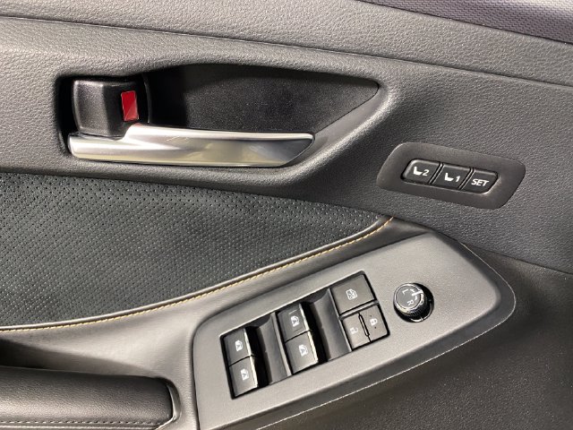 Certified 2022 Toyota Avalon Touring w/ Carpet Mat Package (TMS) FWD image 21