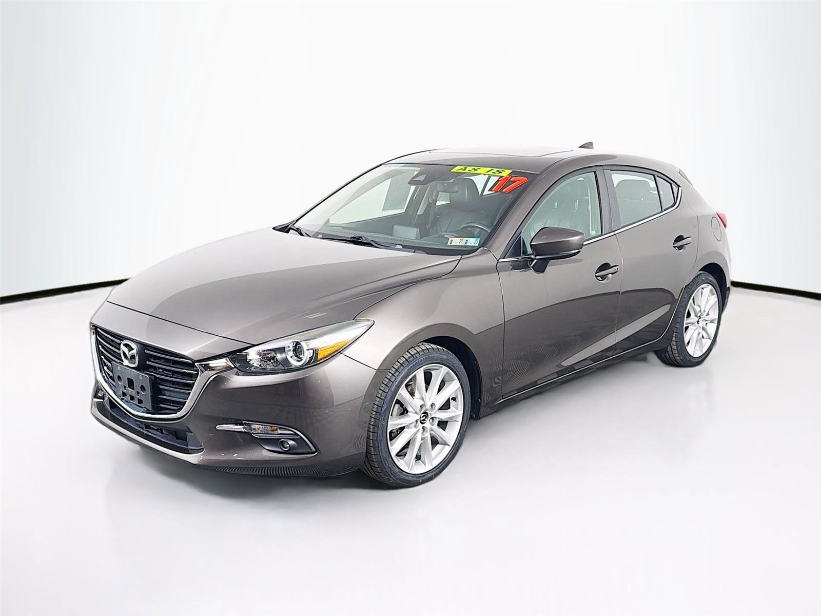 Used 2017 MAZDA MAZDA3 Grand Touring image 3