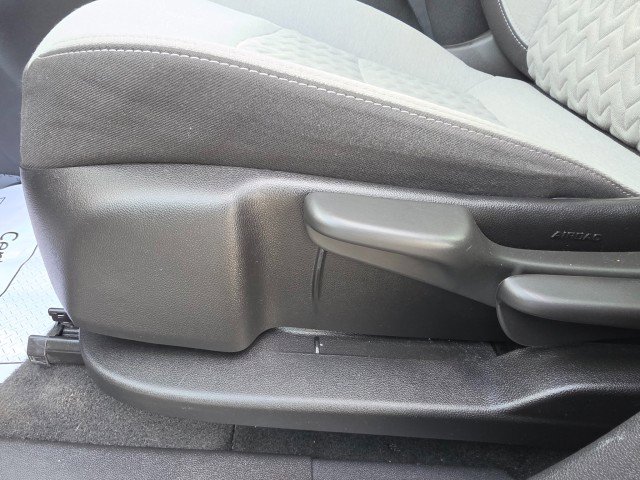Used 2024 Chevrolet Equinox LS AWD/4WD image 32