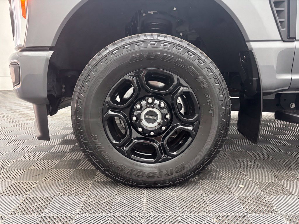 Used 2023 Ford F250 XLT w/ XLT Premium Package AWD/4WD image 15