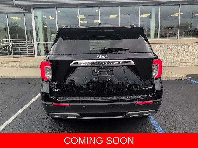 Used 2023 Ford Explorer XLT w/ Equipment Group 202A AWD/4WD image 7