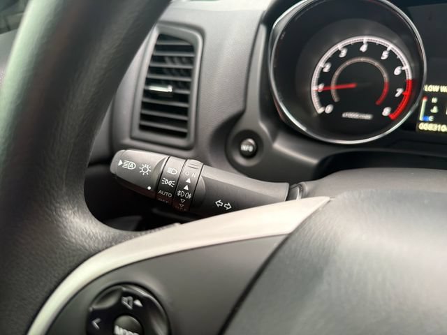 Used 2025 Mitsubishi Outlander Sport AWD image 16