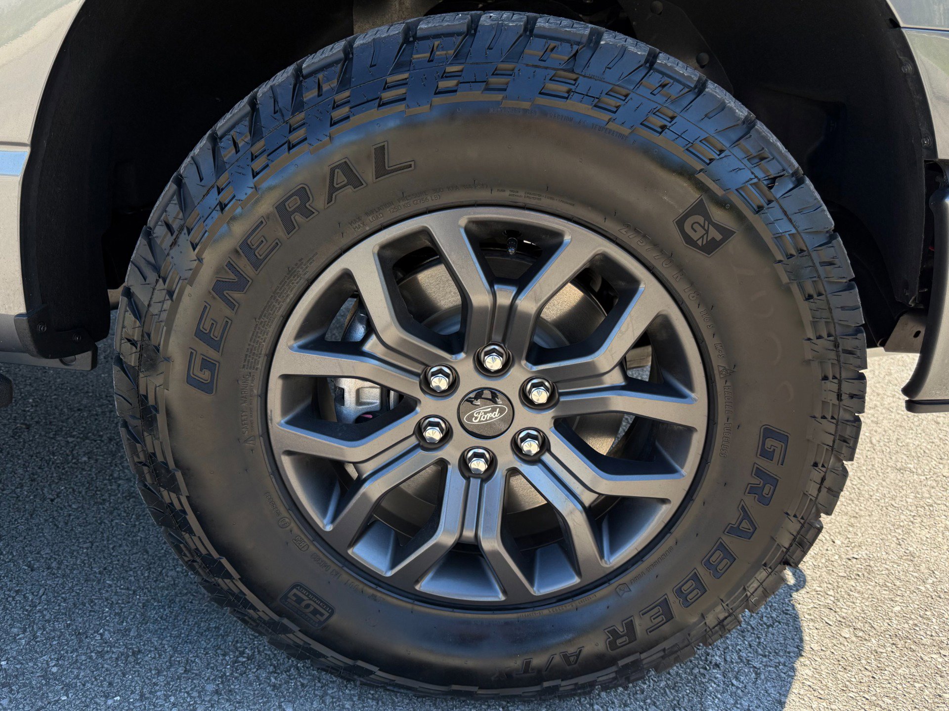 Used 2025 Ford F150 Tremor w/ Bed Utility Package image 51