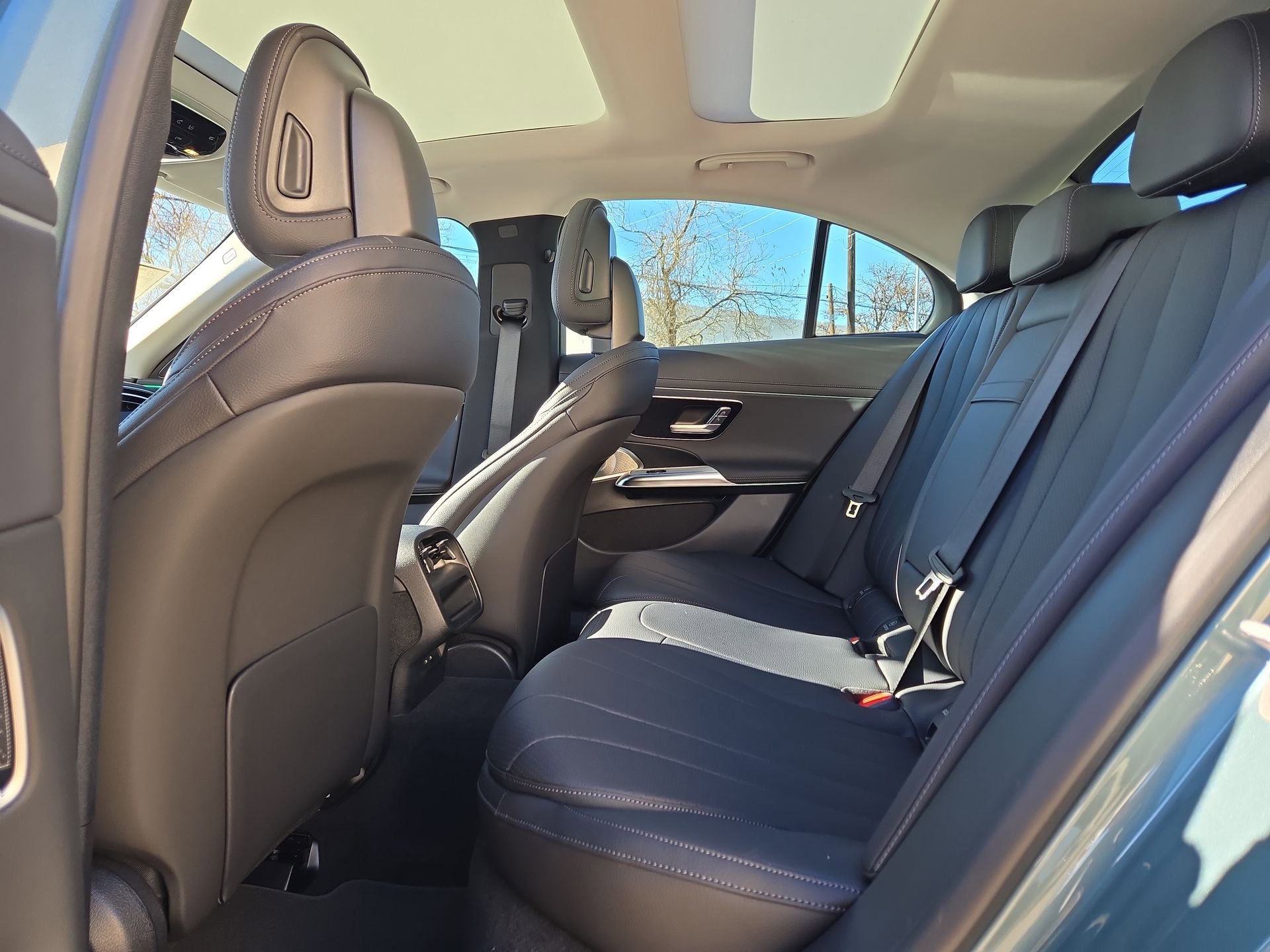 New 2026 Mercedes-Benz E 350 Sedan image 13