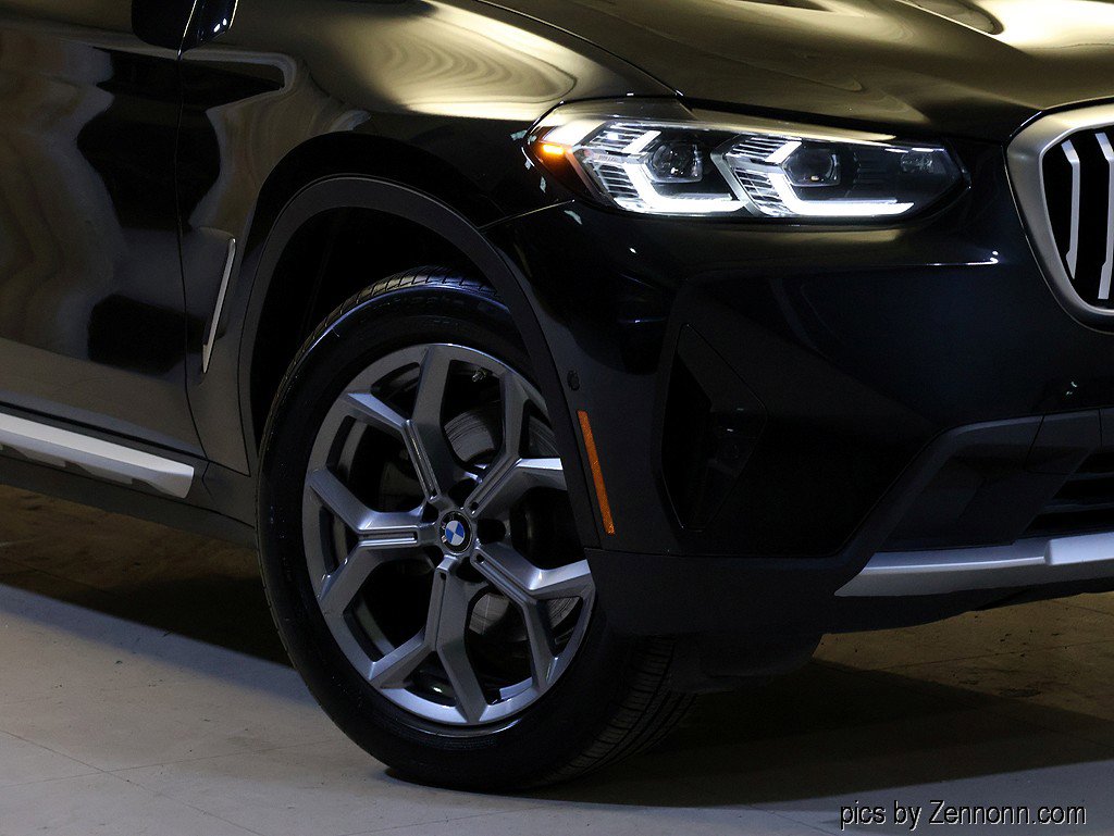 Certified 2024 BMW X3 xDrive30i w/ Premium Package image 3