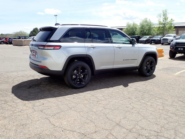 New 2026 Jeep Grand Cherokee Limited image 4