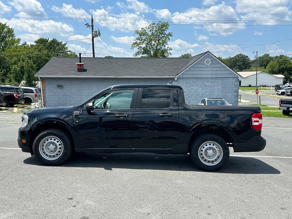 Used 2022 Ford Maverick XL FWD image 3