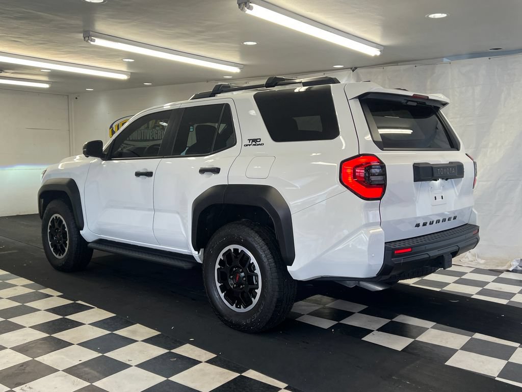 Used 2025 Toyota 4Runner TRD Off-Road Premium w/ Tow Technology Package AWD/4WD image 9