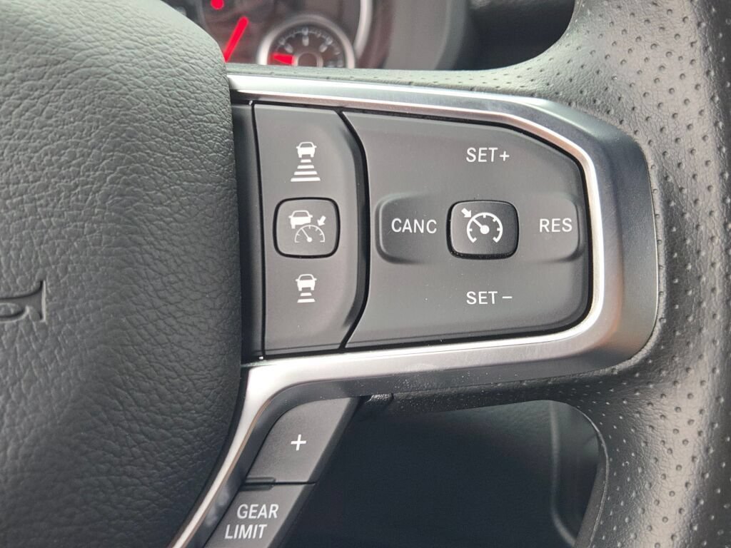 New 2026 RAM 2500 Tradesman AWD/4WD image 34