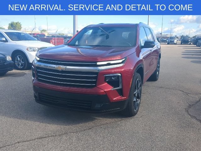 Certified 2025 Chevrolet Traverse High Country w/ LPO, Floor Liner Package AWD/4WD image 1