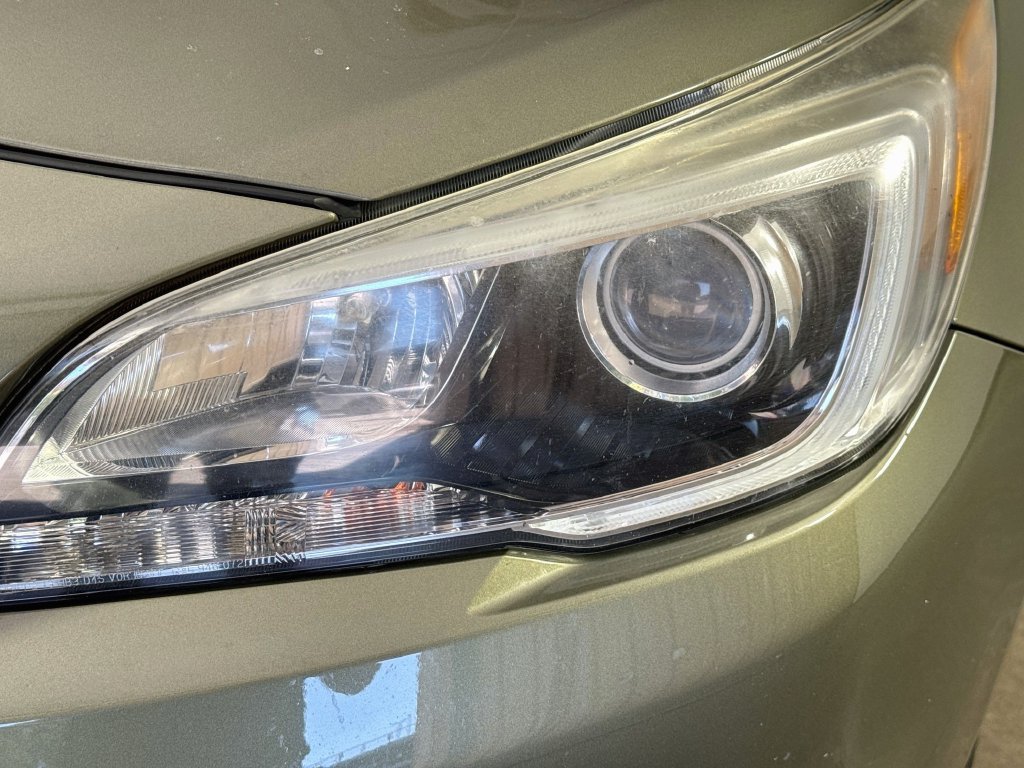 Used 2017 Subaru Outback 2.5i Touring w/ Popular Package #5A AWD/4WD image 39
