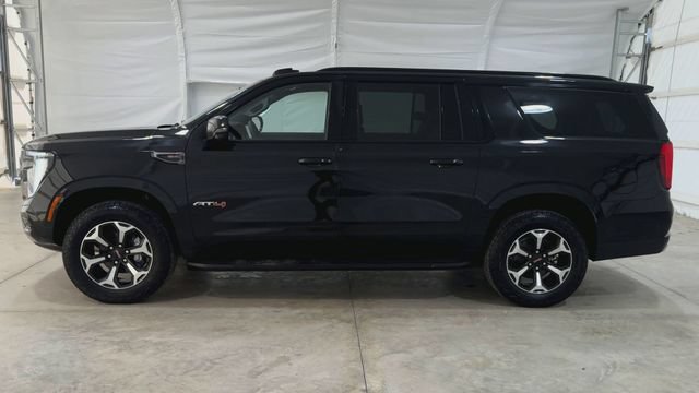 New 2026 GMC Yukon XL AT4 w/ LPO, Floor Liner Package AWD/4WD image 5