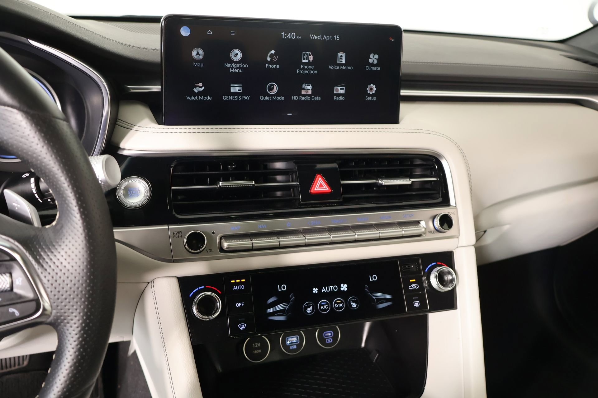 Used 2025 Genesis G70 2.5T image 5