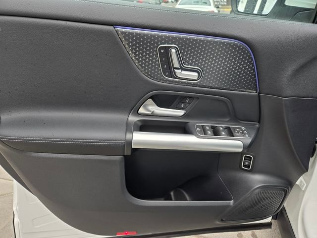 Certified 2025 Mercedes-Benz GLA 250 4MATIC image 19