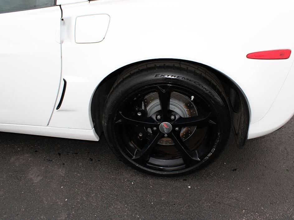 Used 2013 Chevrolet Corvette Grand Sport w/ 4LT Preferred Equipment Group RWD image 11