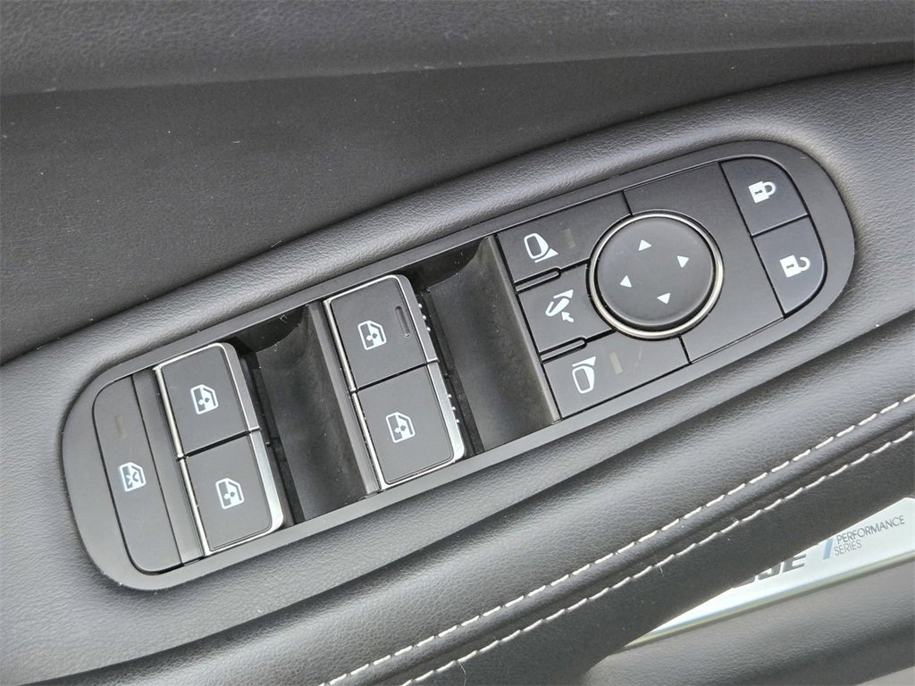 Certified 2025 INFINITI QX60 Luxe image 17