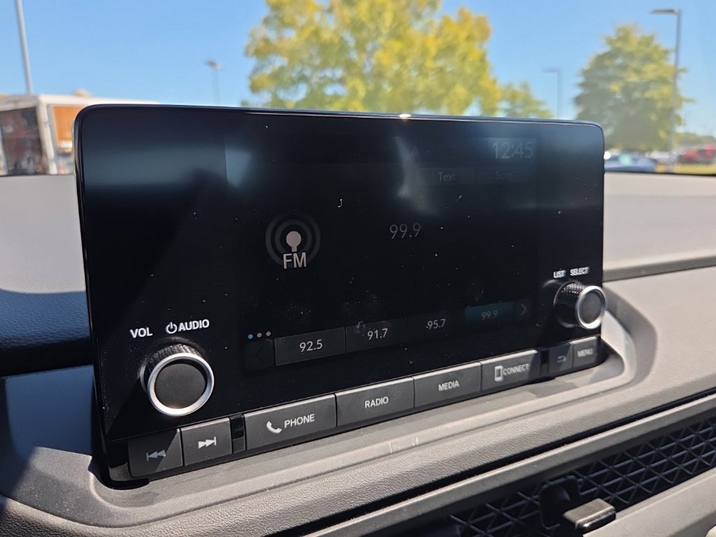 Used 2023 Honda Accord LX image 33