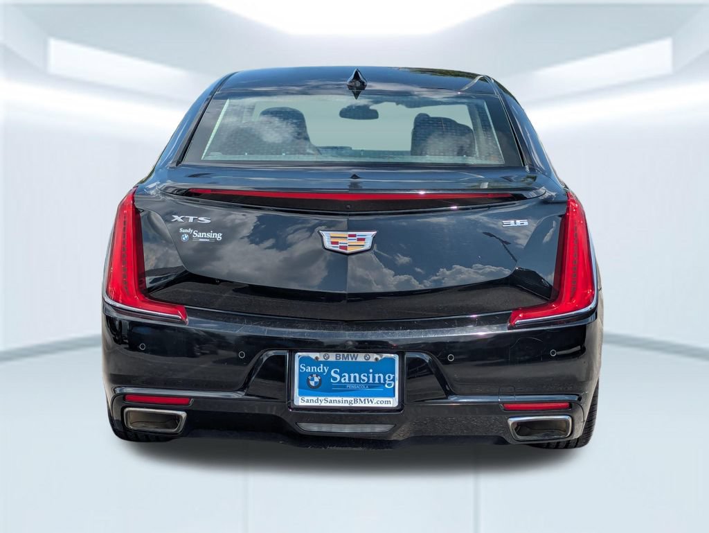 Used 2019 Cadillac XTS Luxury FWD image 4