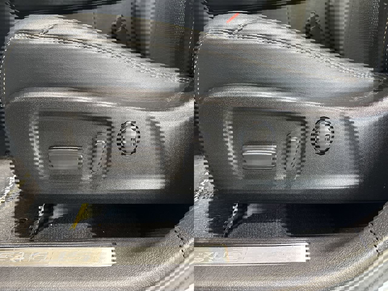 Used 2018 Lexus RX 350 FWD w/ Accessory Package image 12