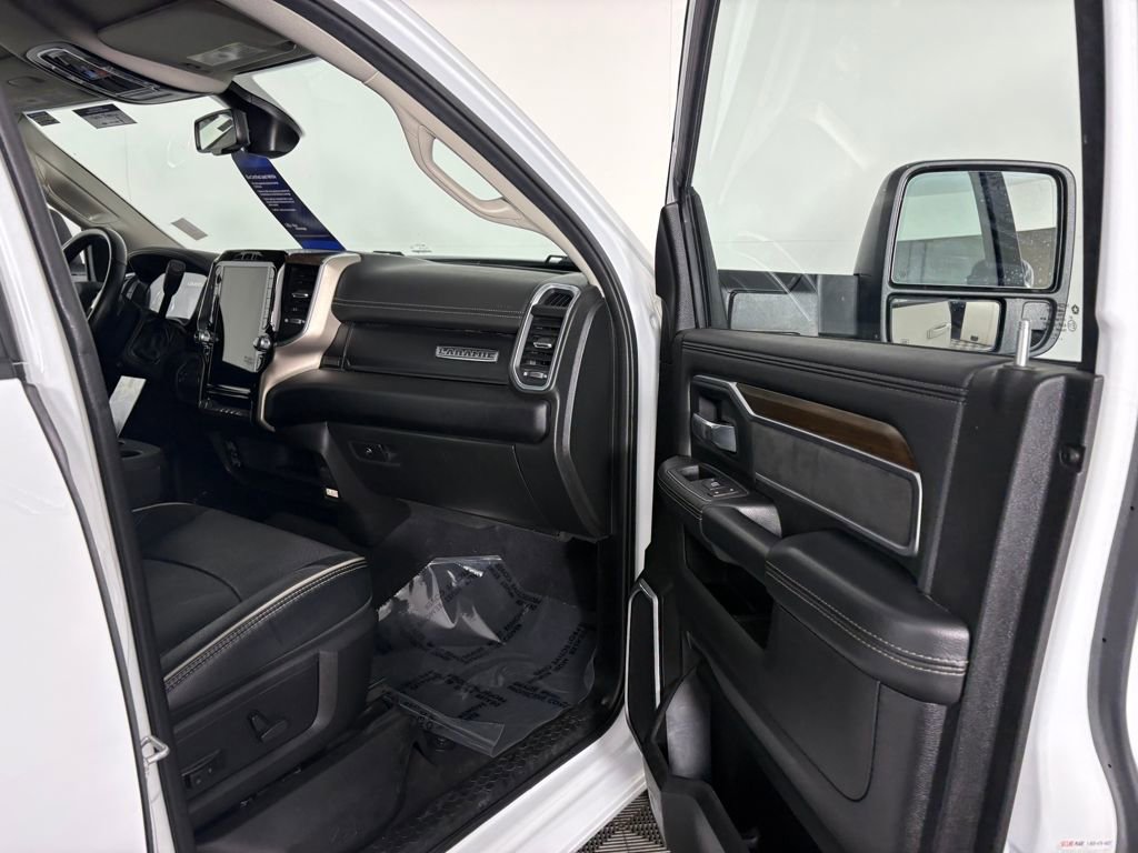 Used 2024 RAM 2500 Laramie image 34