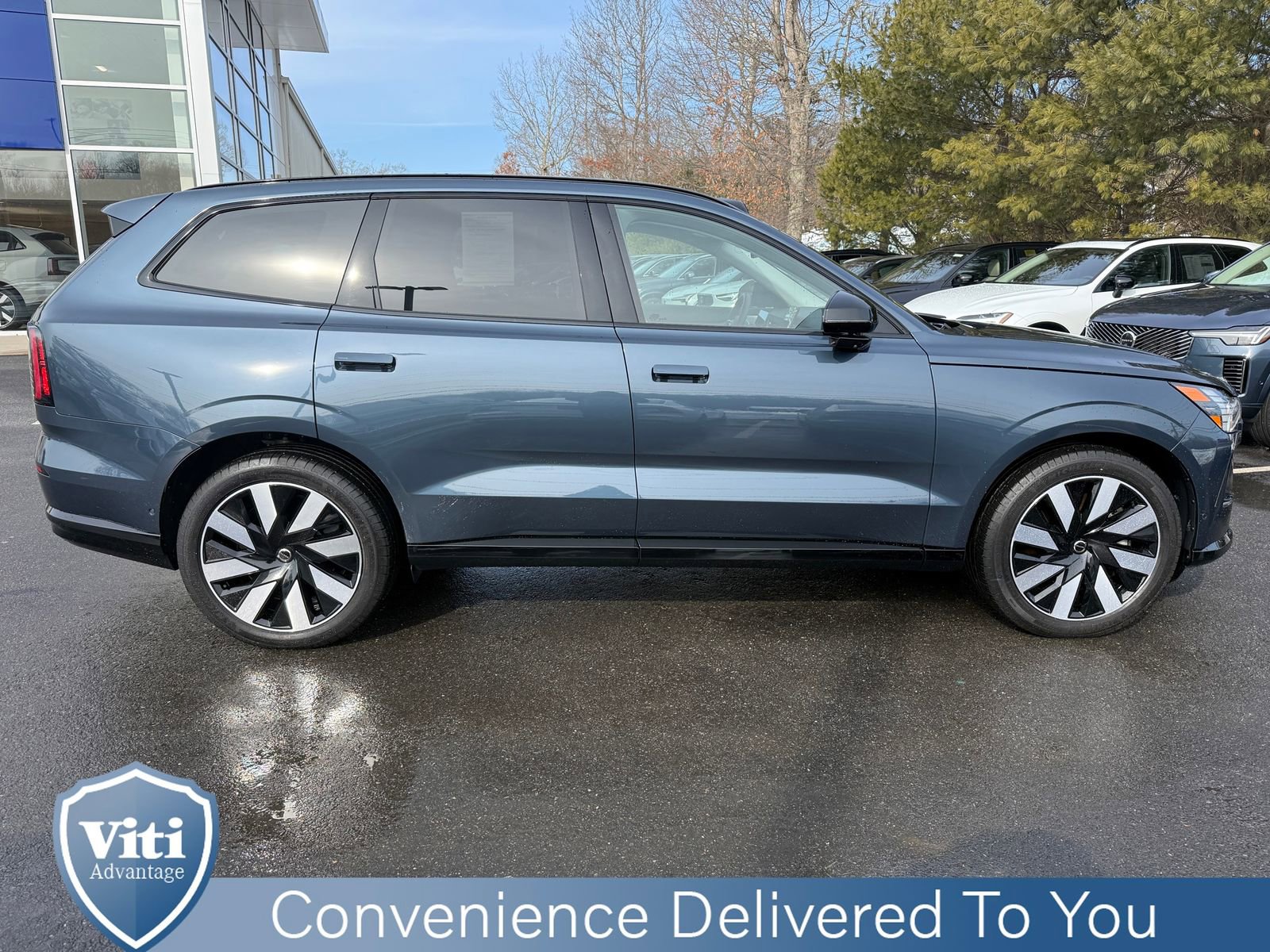 Certified 2025 Volvo EX90 Ultra image 9